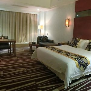 Executive King Suite